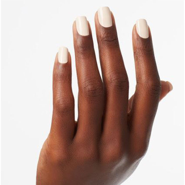 opi my vampire is buff